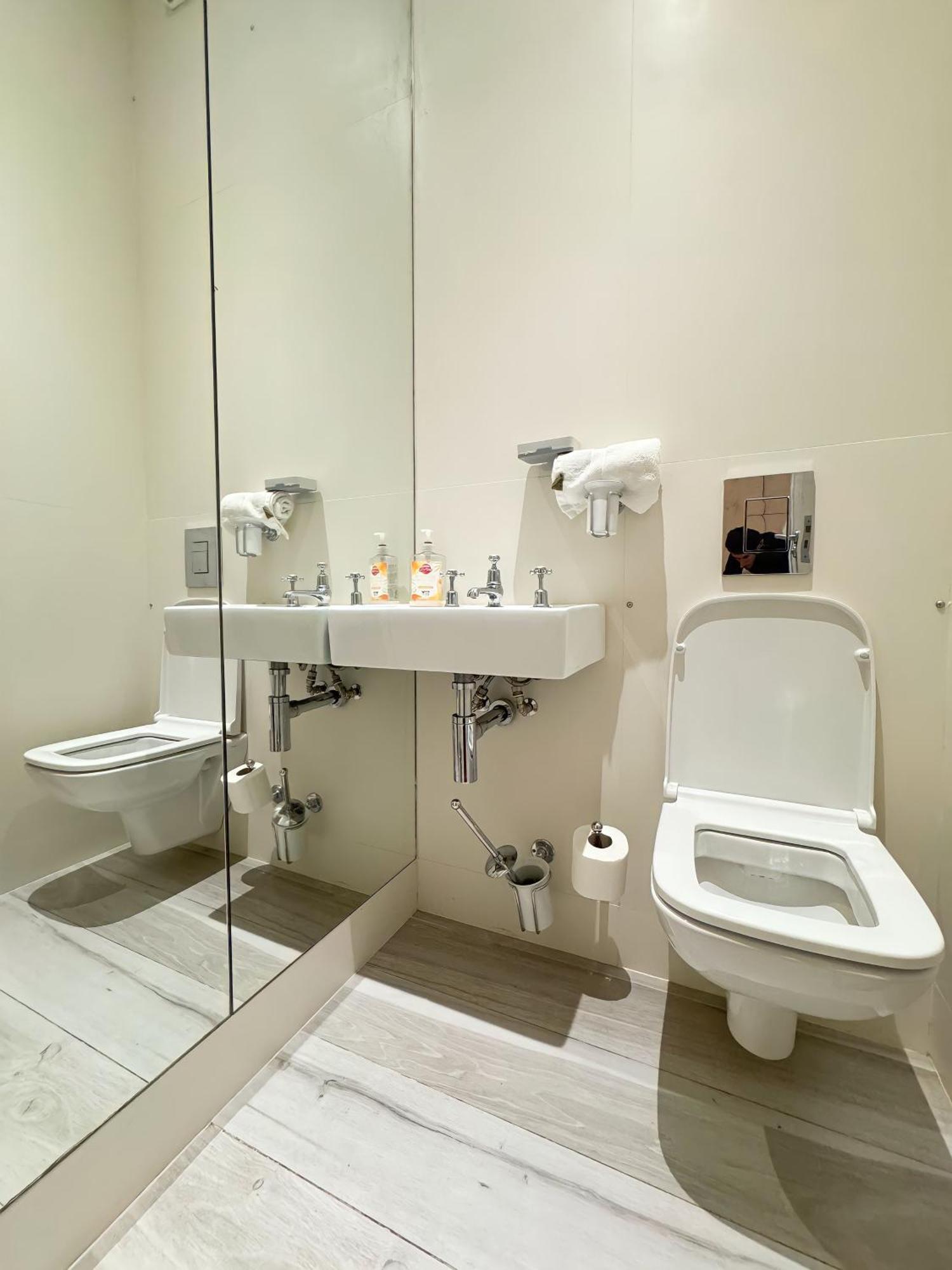 The Kensington Heights Apartment London Exterior photo